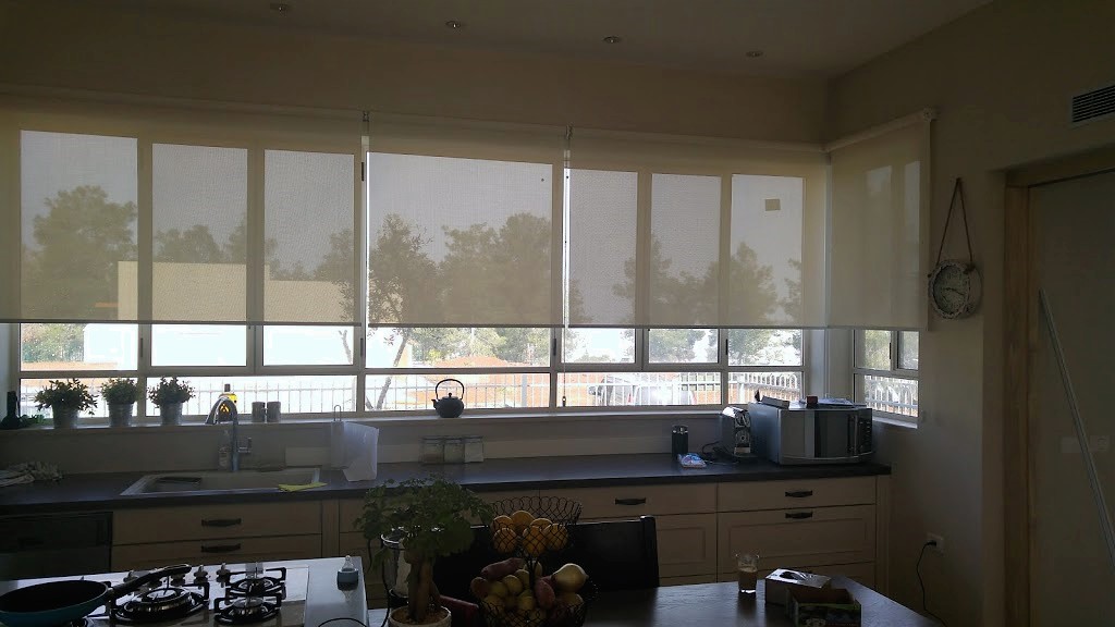 וילון גלילה רשת1