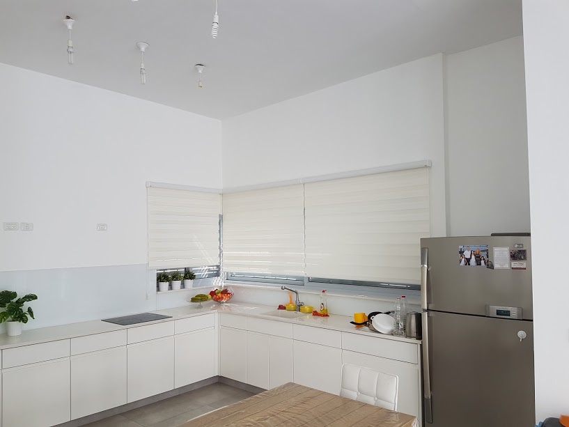 וילון זברה2