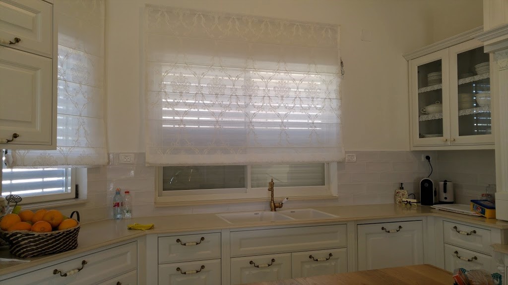 וילון רומאי בד מונדאו